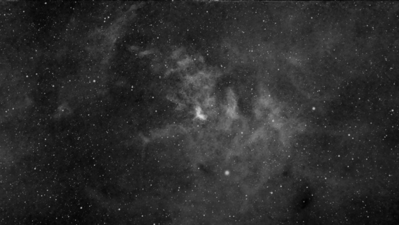 SH2-84_Ha_stacked_SN0_SN1_SN2_S3deconv_recompo_mystars.jpg