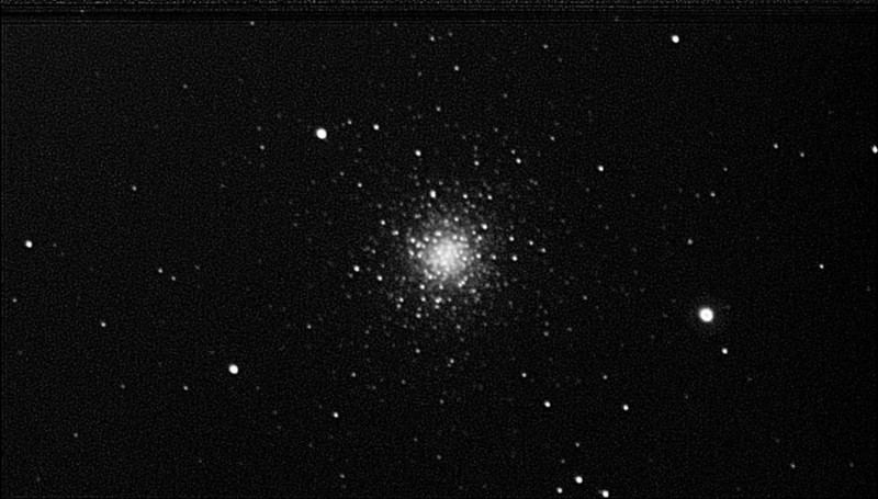 M3-Stack_76frames_304s_Lpro-102-526.jpg