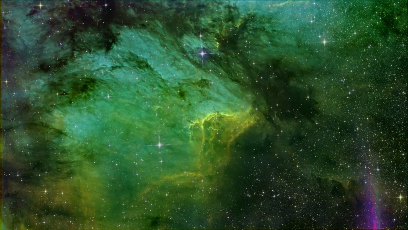 IC_5070_SVBony_SV555_apo_QHYminiCam8M_SII_2700_stacked_grad_SHO_fdc_SPCC_SN0_SN1_S2_S3_HDR_Decon_N3_Recompo.jpg