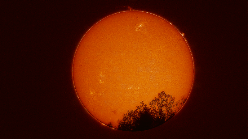Snapshot at 18_37_39 of Sun_00001.png