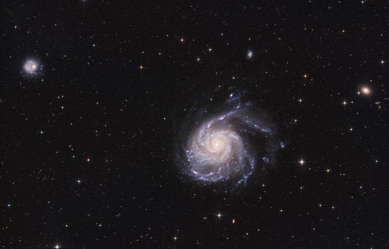 M101 60x180s Clear + 24x180s Triband.jpg