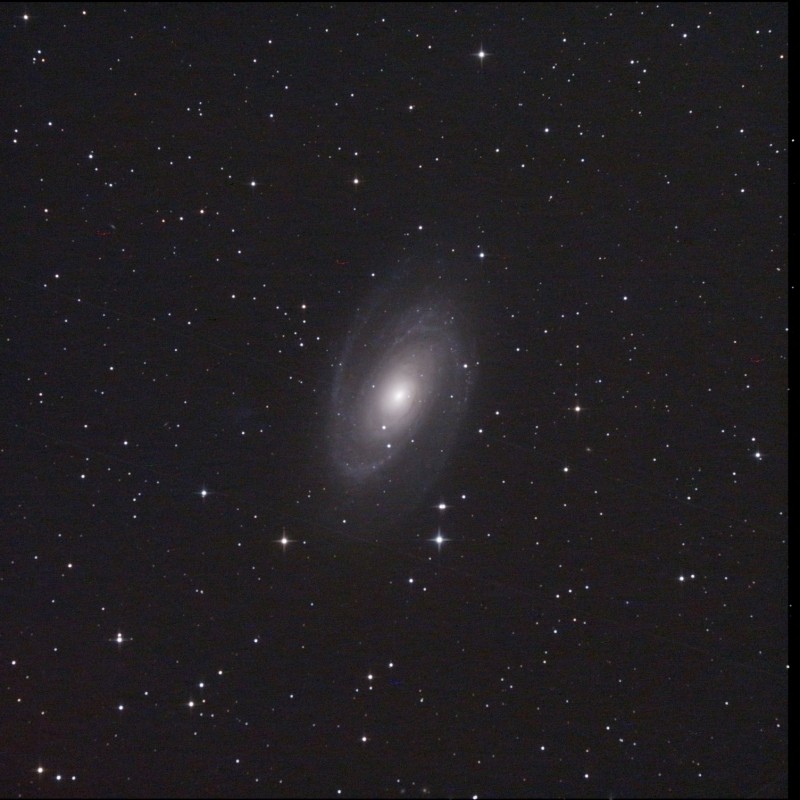 M81-Stack_57frames_912s_WithDisplayStretch.jpg