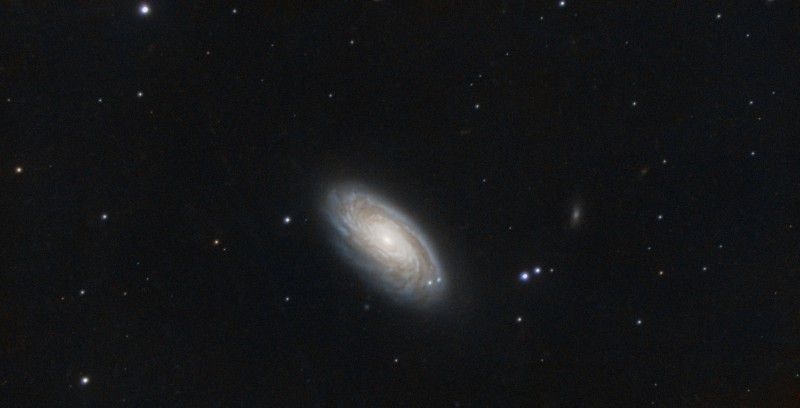 M_88_C8_Uranus-C_PRO_FILTER_9120_stacked_Grad_Spcc_CCSharp_N65_SN1_SN2_Satu_GraSharp_fdc_Recomp.jpg