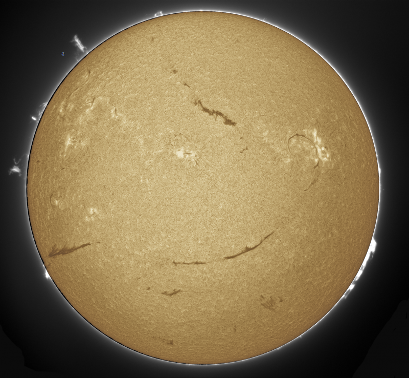 2026-05-18-0912_0-S-G-Sun_Halpha_ZWO ASI585MM_Gain=163_Exposure=7.5ms_14_Gamma=30_Surface_22.fit-ImPPG.01.-Pix.03-Fusion02.png