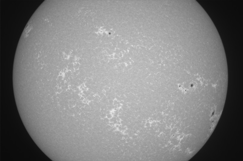 2026-05-24-0848_6-S-IR-Sun_ZWO ASI585MM_Gain=356_Exposure=7.2ms_3_Gamma=85(off)_Surface_28_Sharp28_B1.0_C1.0_S1_N1.jpg