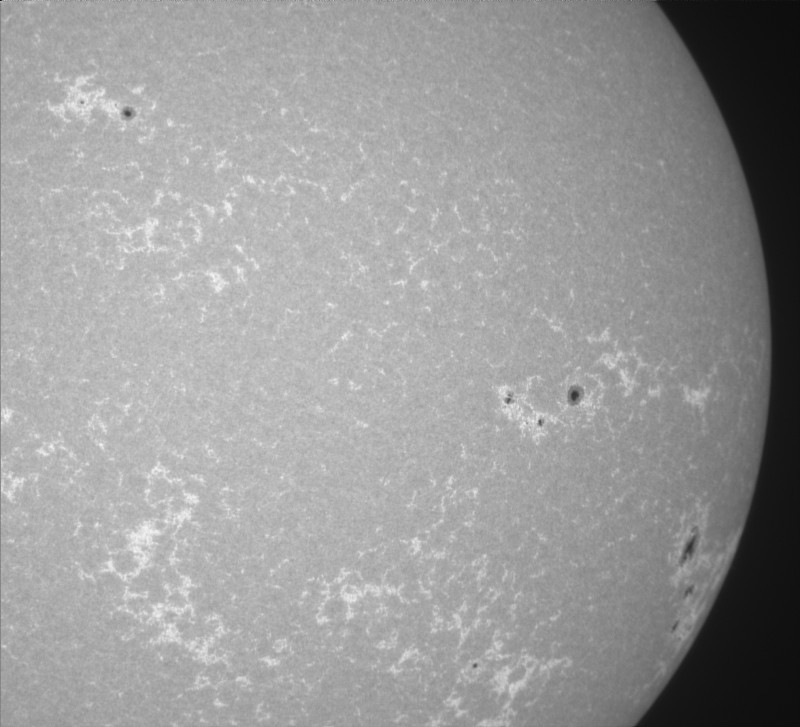 2026-05-24-0849_7-S-IR-Sun_ZWO ASI585MM_Gain=356_Exposure=7.2ms_4_Gamma=85(off)_Surface_28_Sharp30_B1.0_C1.0_S1_N1.jpg