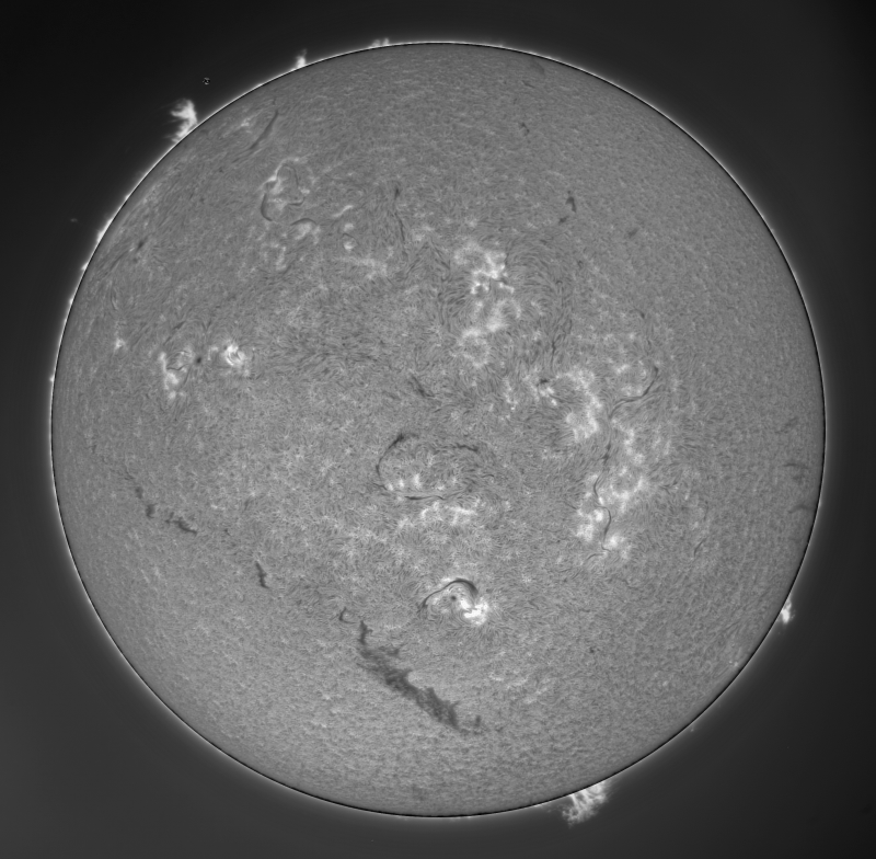 2026-05-24-1217_6-S-G-Sun_Halpha_ZWO ASI183MM_Gain=210_Exposure=38.2ms_35_Gamma=73_Surface_28.fit-ImPPG.03-Pix.02-Fusion01.png