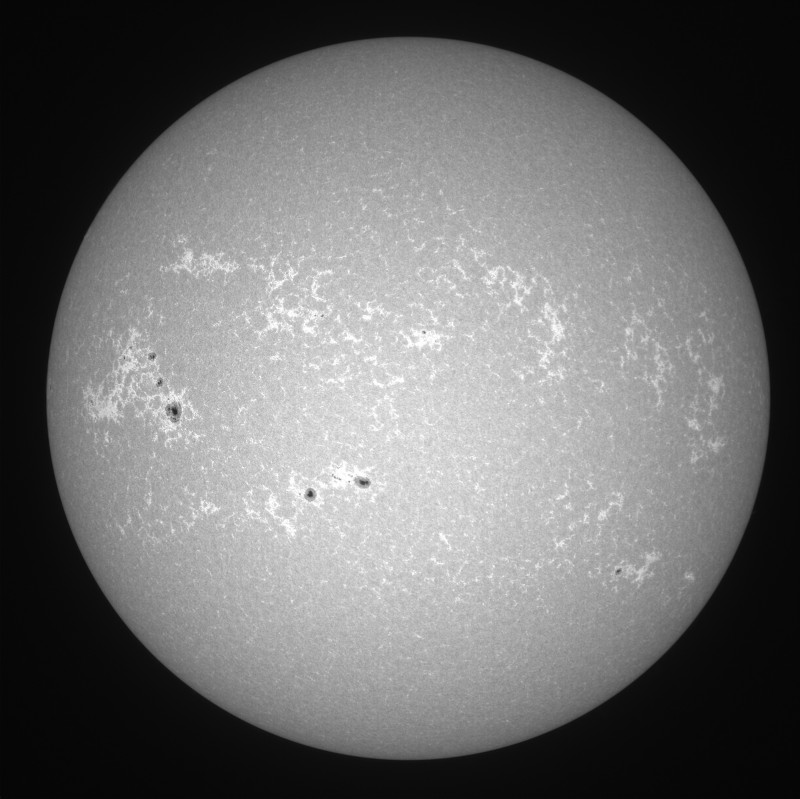 2026-05-26-1121_1-S-IR-Sun_ZWO ASI183MM_Gain=231_Exposure=6.3ms_6_Gamma=30(off)_Surface_24_Sharp26_B1.0_C1.0_S1_N1.jpg