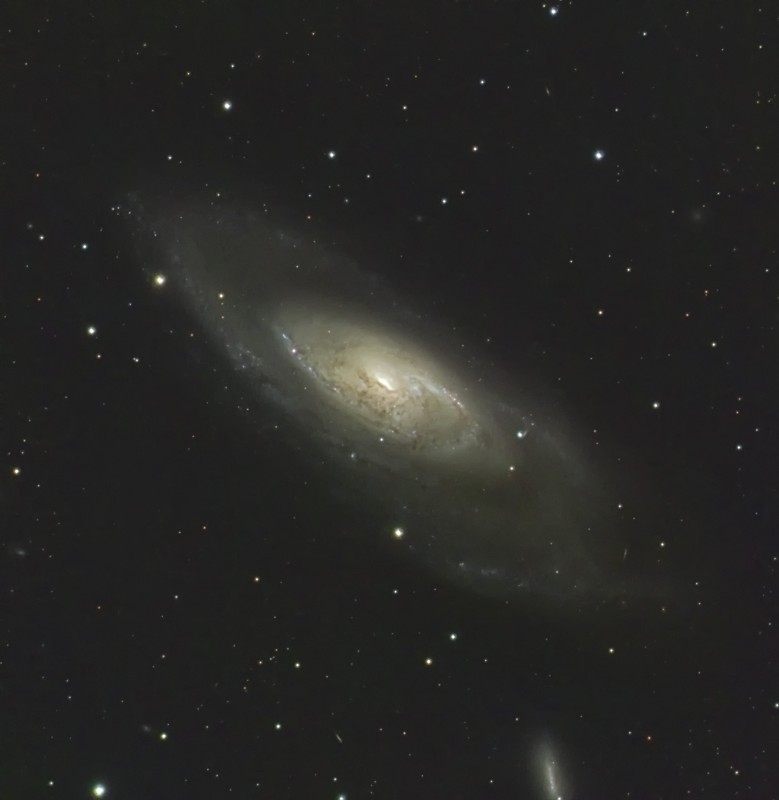 m106.jpg