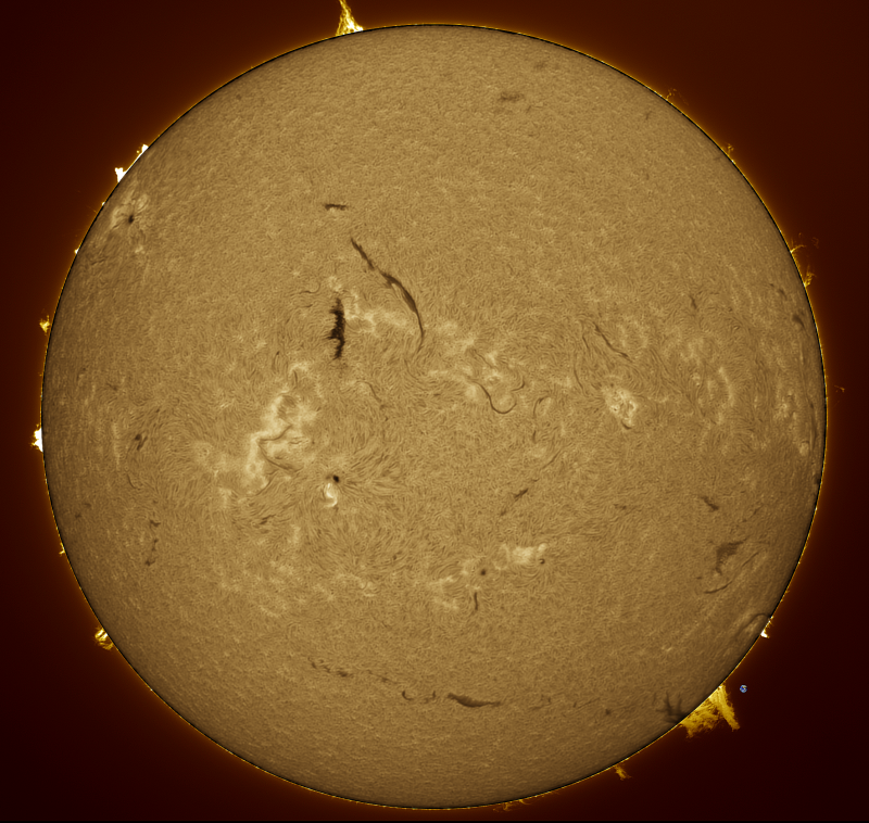 2026-05-28-1132_6-U-G-Sun_Halpha_ZWO ASI585MM_Gain=152_Exposure=6.9ms_Gamma=50_27_Surface_28.fit-ImPPG.01-Pix.02-Fusion01.png