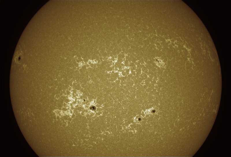 2026-05-28-0902_4-U-G-Sun_Cak_ZWO ASI183MM_Gain=259_Exposure=6.9ms_Gamma=30(off)_7_Surface_28_Sharp26_B1.0_C1.0_S1_N1_SUN.png