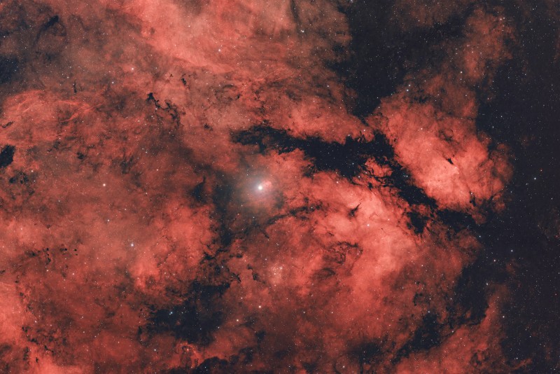 IC1318 50x300s HaO3.jpg