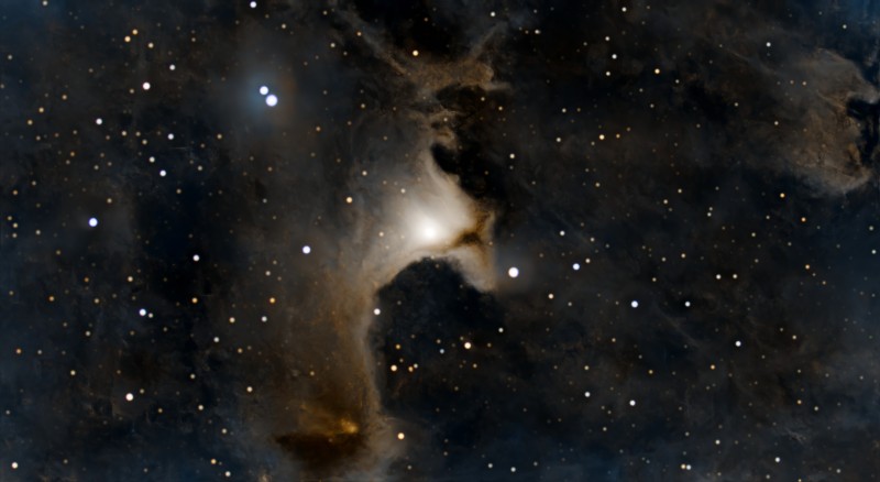 Sh2_136_C8_Uranus-C_PRO_FILTER_10500_stacked_grad_spcc_N65_Streched_objdeconv_satu_recompo.jpg
