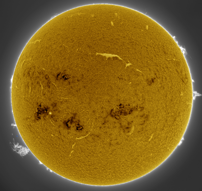 2026-06-27-1011_5-U-G-Sun_Halpha_ZWO ASI585MM_Gain=160_Exposure=7.6ms_Gamma=30_18_Surface_26.fit-ImPPG.05-PIX.11.png
