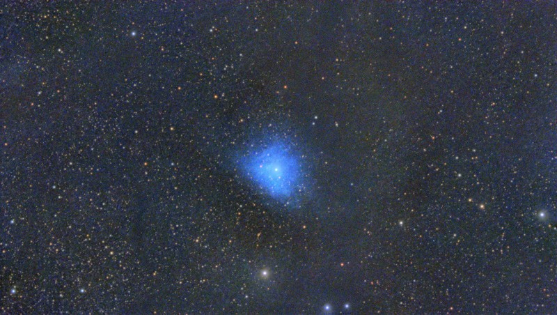 vdB_126_C8_Uranus-C_PRO_FILTER_10080_stacked_VeraLux_Final_Recomposed.jpg