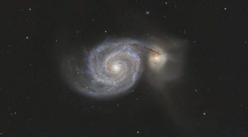 M_51_C8_Uranus-C_PRO_FILTER_5520_stacked_VeraLux_Final_Recomposed.jpg