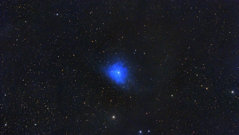 vdB_126_C8_Uranus-C_PRO_FILTER_10080_stacked_VeraLux_Final_Recomposed.jpg