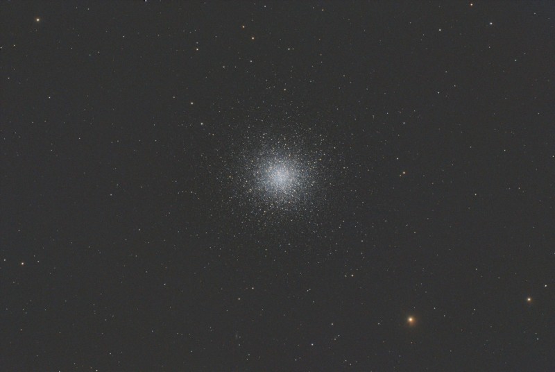 M13 C9f7 2600C_10x60s_600s_VeraLux_Final_Recomposed.jpg