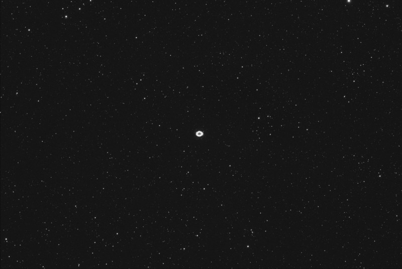 M57 140f6 2600M Ha_15x3m0s_2700s_WithDisplayStretch.jpg