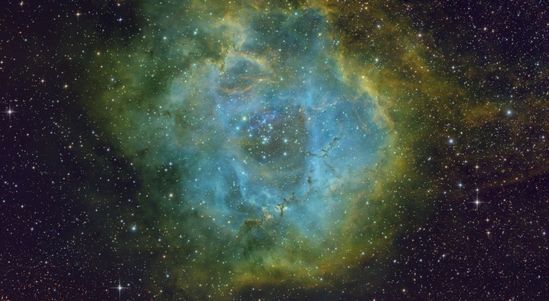 Rosette-LRGBSHO_stacked_VeraLux_Final_Recomposed.jpg