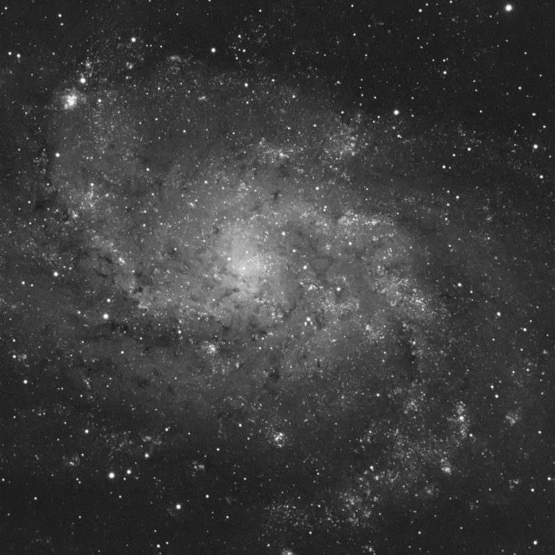 r_pp_m33 luminance_stacked.jpg