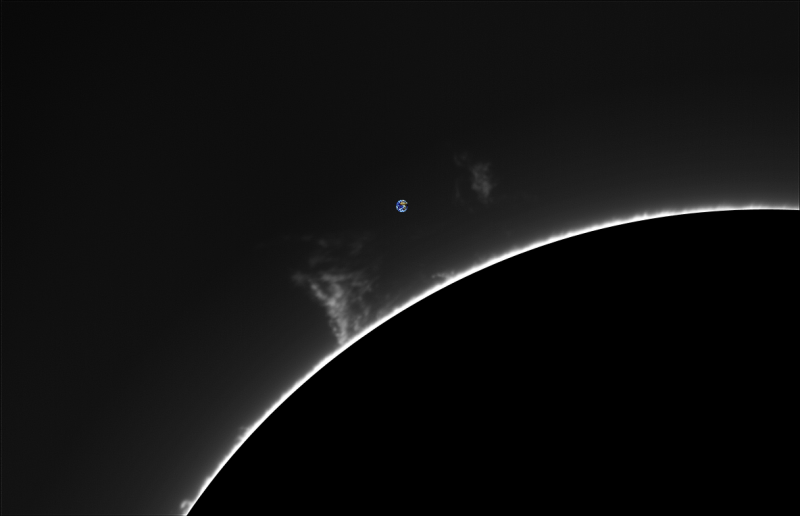- PROTUS 003 - 2026-09-09-0942_9-U-G-Sun_Halpha_ZWO ASI585MM_Gain=194_Exposure=18.5ms_Gamma=71_3_Surface_20_Sharp20_B1.0_C1.0_S1_N1.png