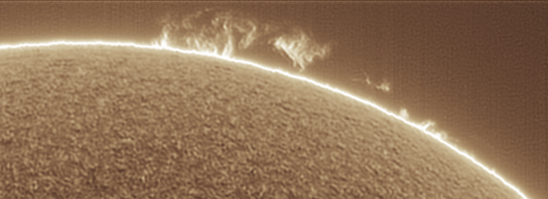 ----- 2026-09-10-0934_8-U-G-Sun_Halpha_ZWO ASI585MM_Gain=163_Exposure=6.5ms_Gamma=79_1_Surface_20.fit-ImPPG.01 - Copie.png