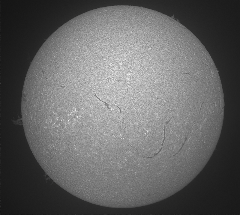 2026-09-18-1100_4-U-G-Sun_Halpha_ZWO ASI585MM_Gain=256_Exposure=5.0ms_Gamma=58_9_Surface_20_Sharp33_B1.0_C0.8_S1_N1.png
