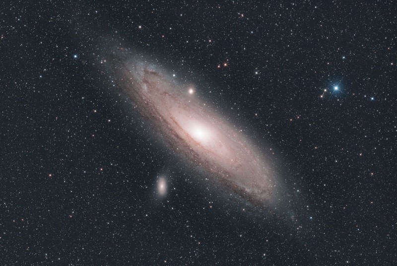 M31 13028HNT 23x180s fo.jpg