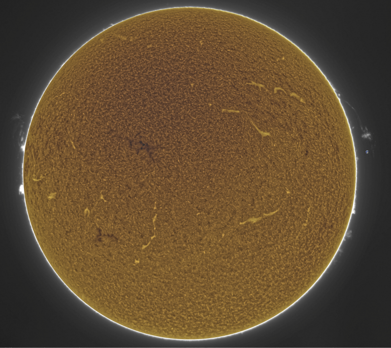 (4) 2026-10-28-0951_2-U-G-Sun_Halpha_ZWO ASI585MM_Gain=200_Exposure=5.5ms_Gamma=50_10_Surface_20_Sharp30_B17.0_C0.2_S1_N1_SUN_INV.png