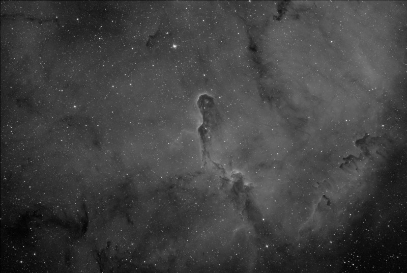 IC1396 Elephant 250 f3 2600M Ha_23x3m0s_4140s_WithDisplayStretch.jpg