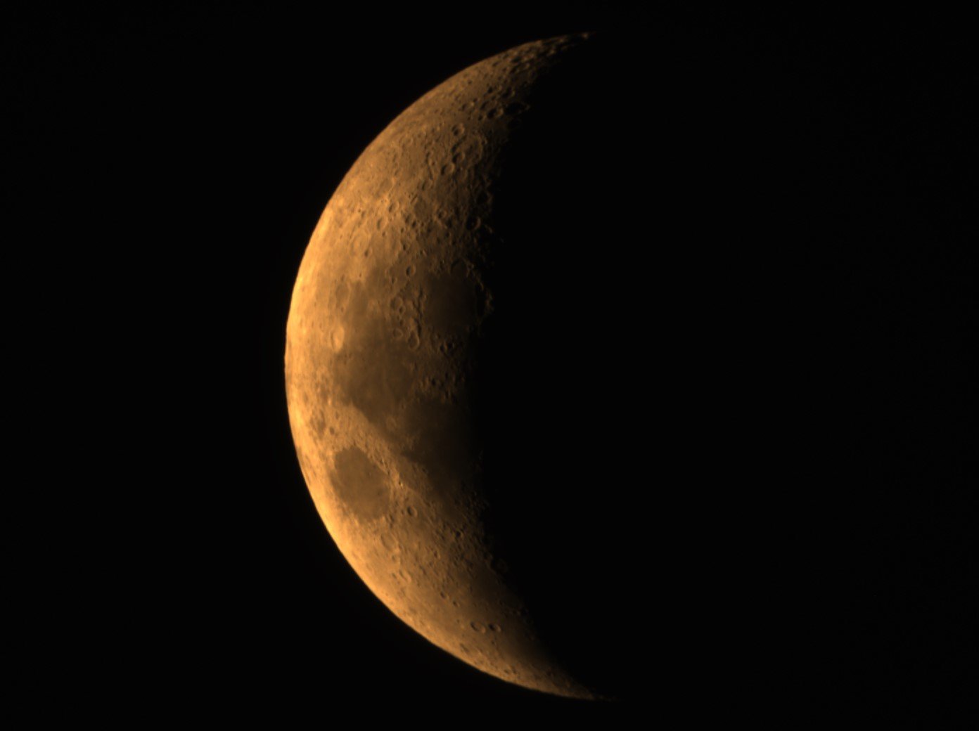 First_moon_230820.jpg