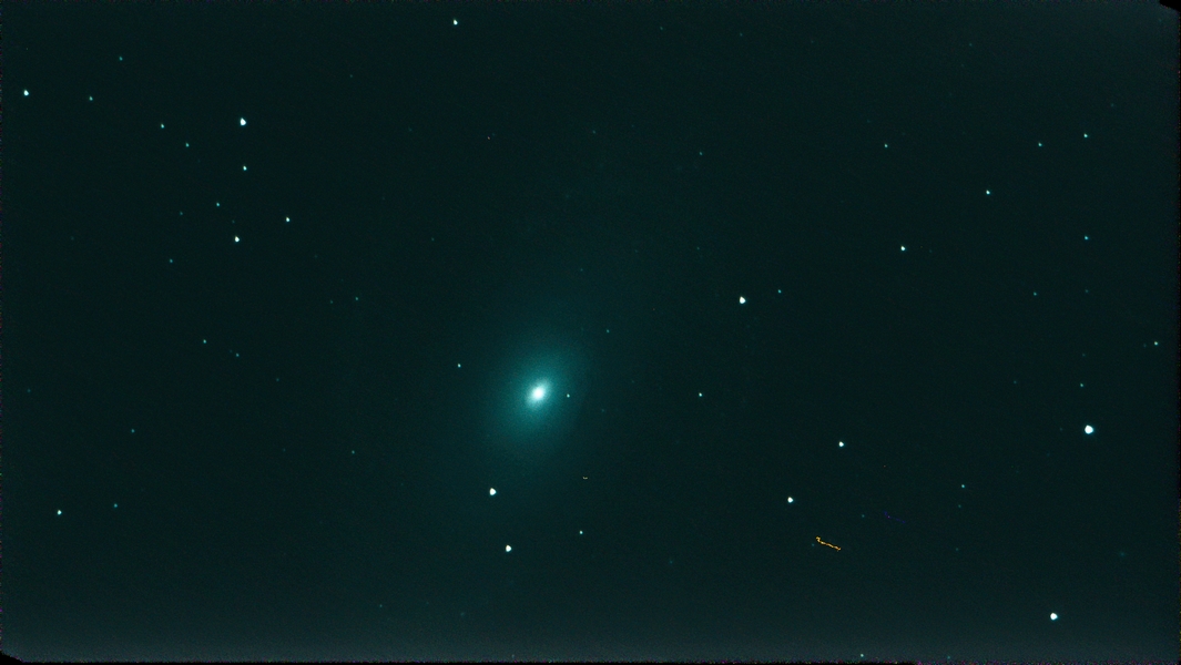M81 coeur - Pleine lune - expo4.3" gain 1400