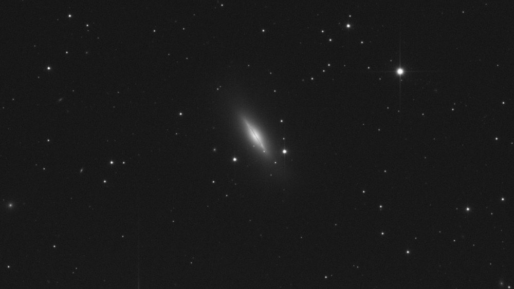 r_pp_NGC 5866 Dra_stacked 120.jpg