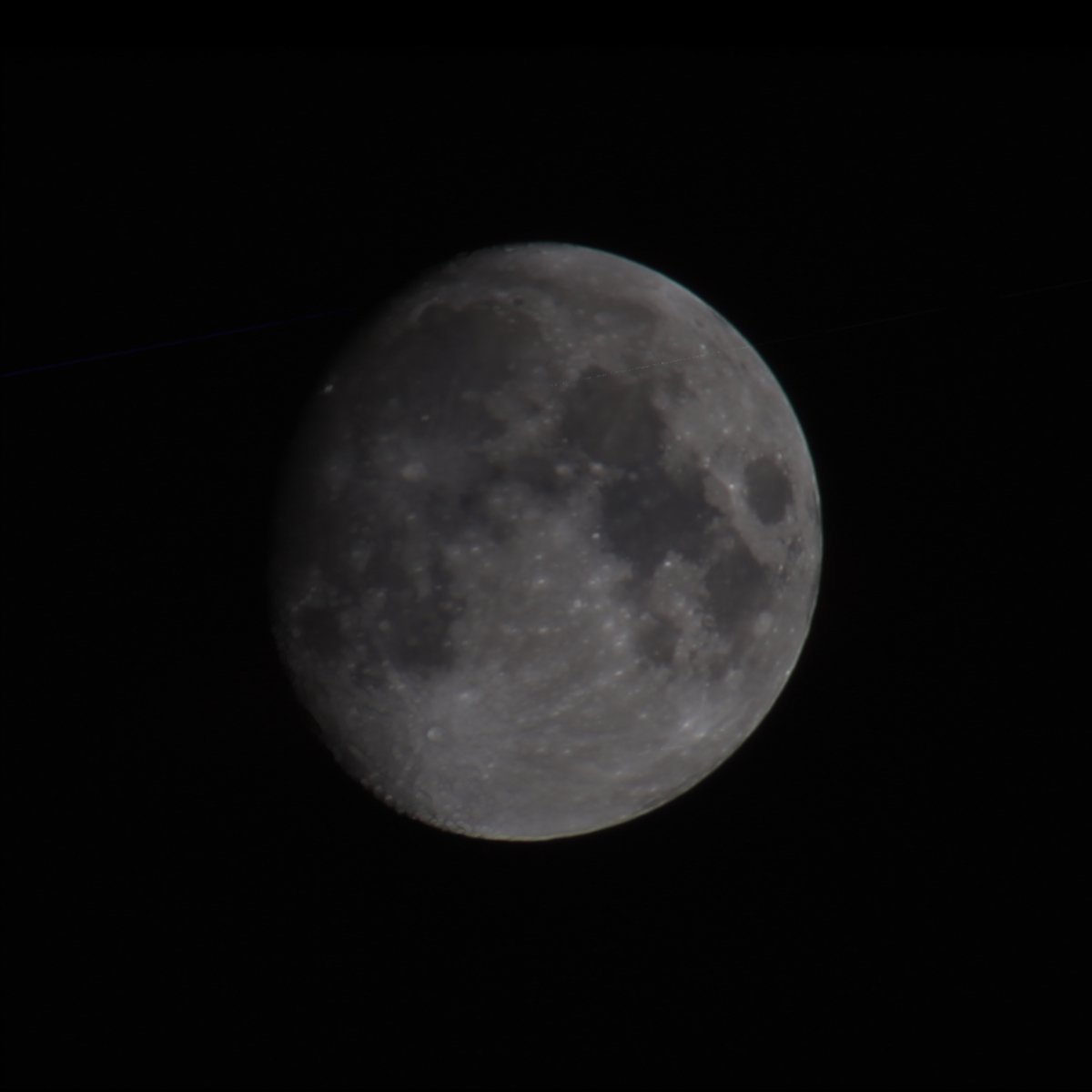 MOON3248_SIRIL.jpg